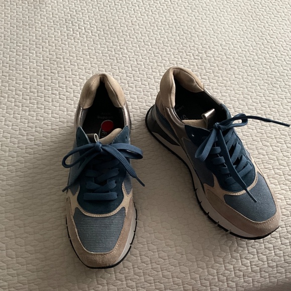 Softwaves arch support athletic shoe - Picture 2 of 5